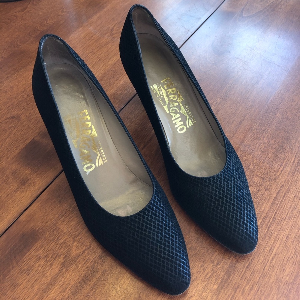Ferragamo Suade Heels. Size 7 1/2 AA.